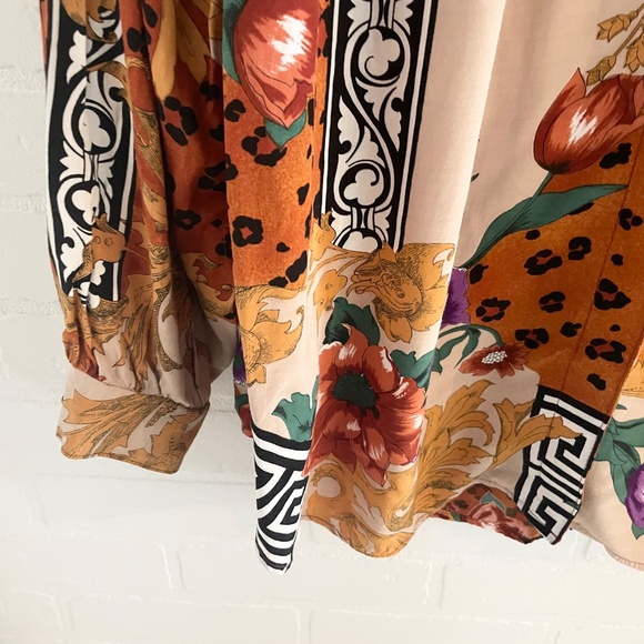 Insanely good Vintage Blouse Mixed print Floral Scarf Animal Mobwife Sz 20 - Picture 7 of 14